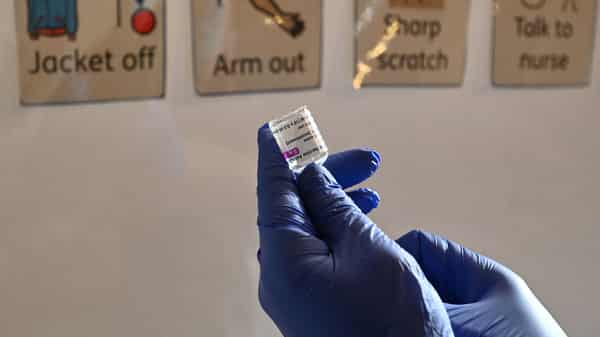 BRITAIN-HEALTH-VIRUS