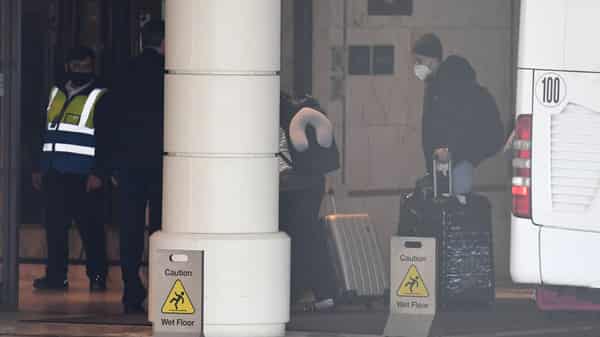 BRITAIN-HEALTH-VIRUS-QUARANTINE-TRAVEL