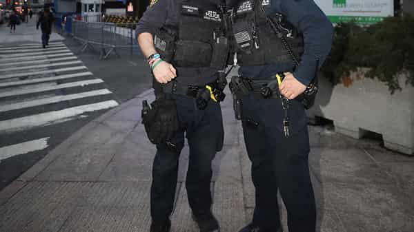 Boston Bruins v New York Rangers