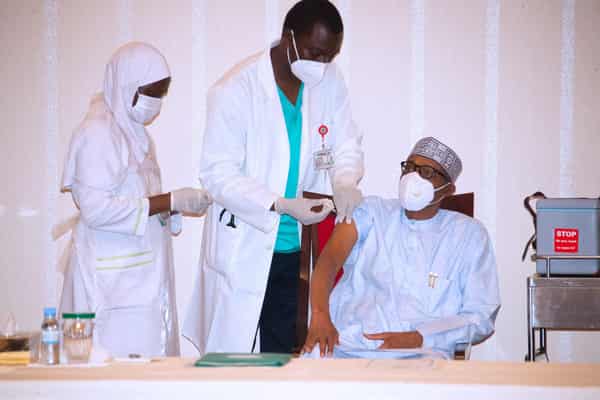 PRESIDENT-BUHARI-RECEIVES-COVID-19-VACCINATION
