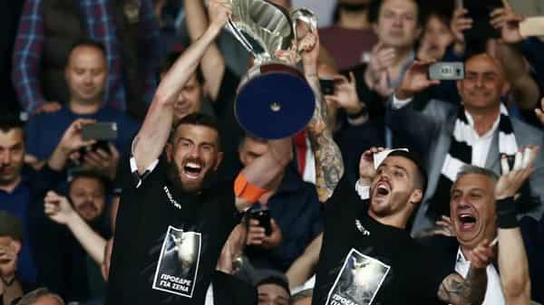 0005648.+PAOK+retain+Greek+Cup+to+wreck+AEK%u2019s+double+dream