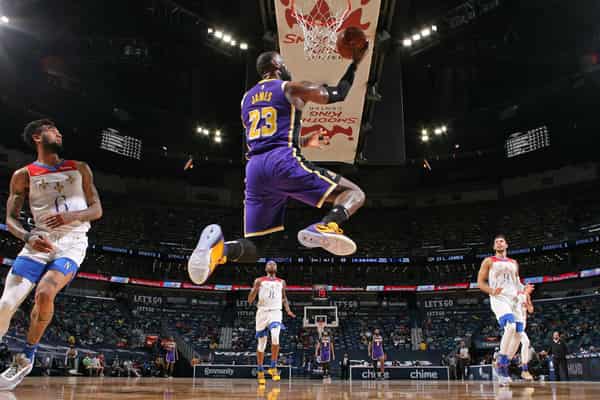 Los Angeles Lakers v New Orleans Pelicans