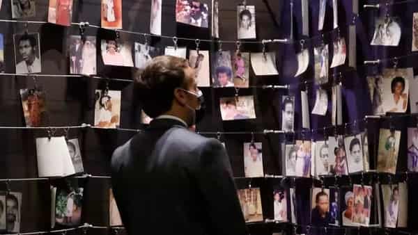 0A276B78-0B0B-41A3-AC2F-143131915777