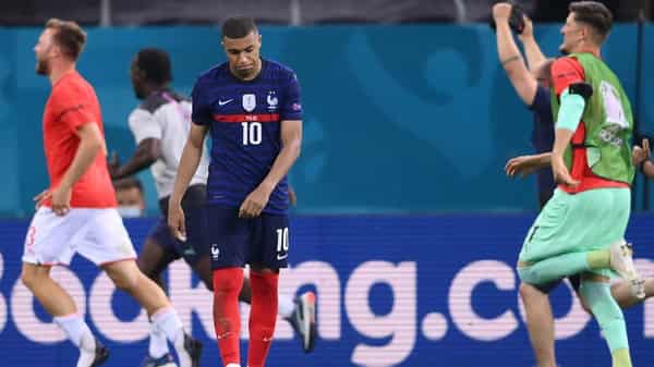 FBL-EURO-2020-2021-MATCH41-FRA-SUI