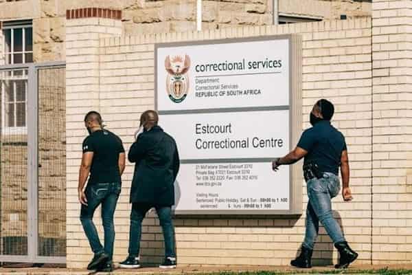 1A6C7697-259E-4AED-98EF-0E6F48CF409A