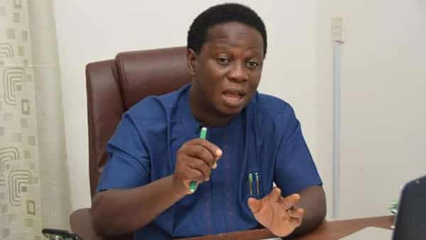 Uchenna-Rowland-Onyeizu