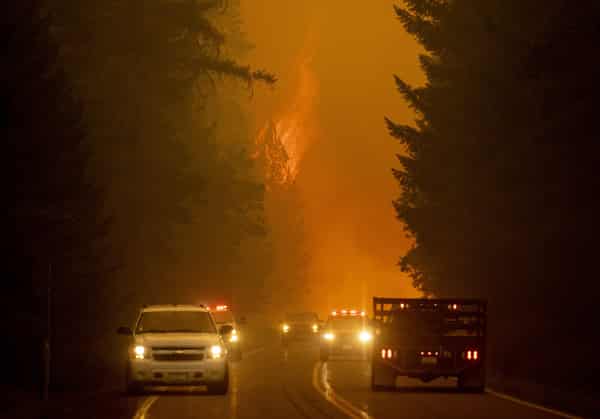 US-CLIMATE-CALIFORNIA-FIRE-WILDFIRE