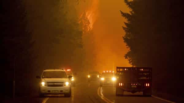 US-CLIMATE-CALIFORNIA-FIRE-WILDFIRE