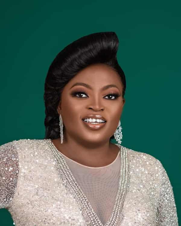 funke akindele ()