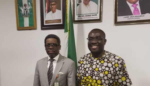 2E816C92-A63E-49DC-AD01-CBD1D5A5E2D4