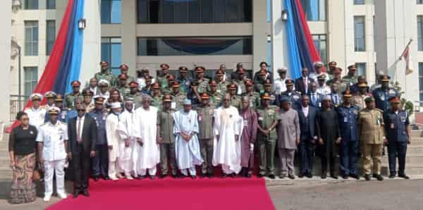 0DC44C64-1A41-491B-8D9D-EE0011B778B4