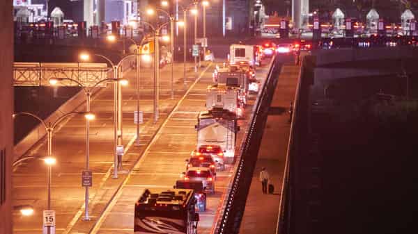 Land and air borders reopen to vaccinated foreign arrivals