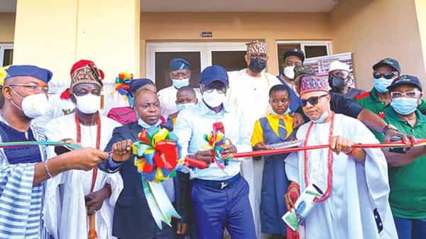 Sanwo-Olu commission new school at Elemoro