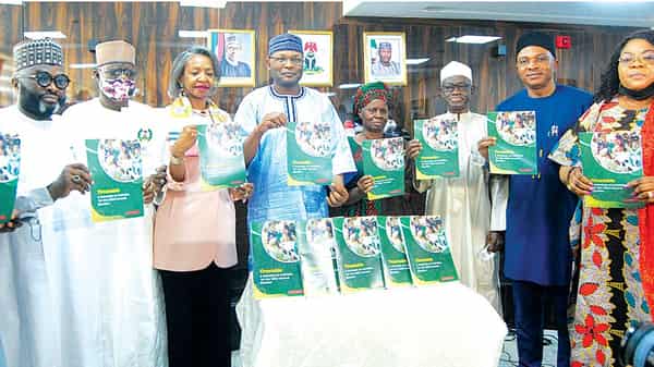 Frontpix-27=02…………..