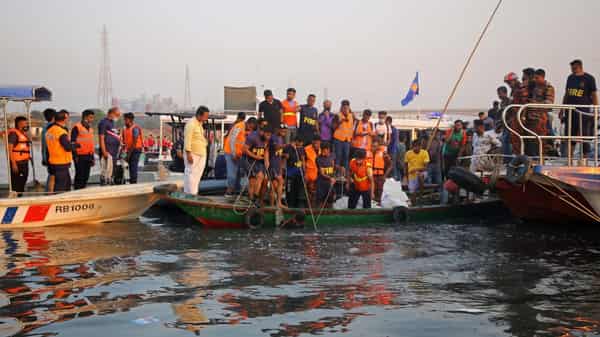 BANGLADESH-ACCIDENT-FERRY