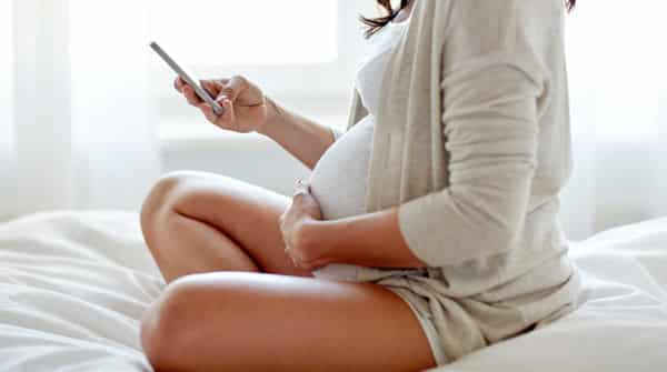 cell-phones-safe-pregnant-2