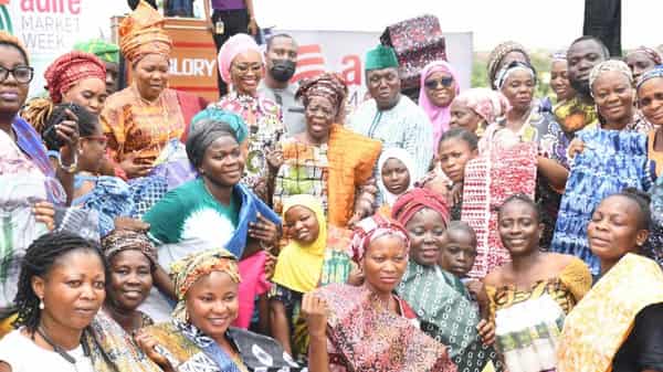 Adire-market-16-4-22