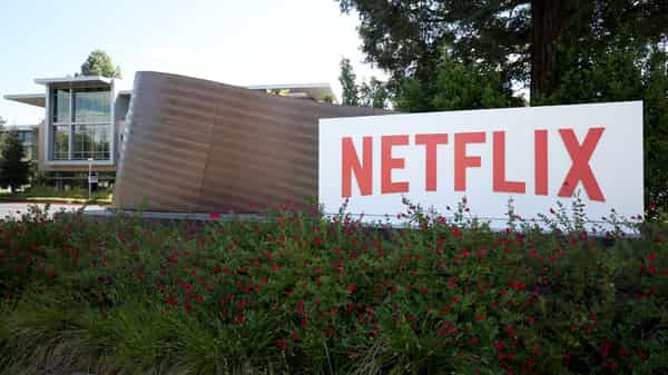 Netflix Reports Drop In Quarterly Earnings