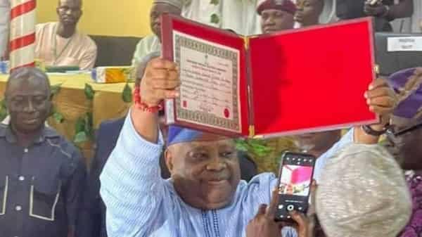 _125985582_56fed201-b979-4c2d-8313-8c544376a4c3