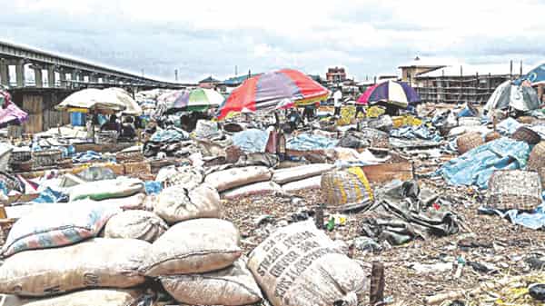 A fruit market in Orile…………..