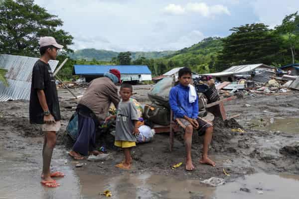 PHILIPPINES-WEATHER-STORM