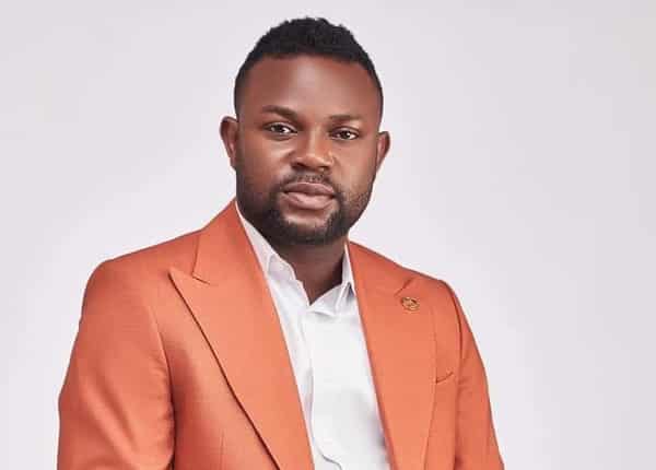 FB5AB06B-19FE-450F-BC6D-30EB1BC90B58