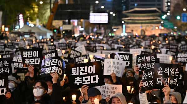 SKOREA-ACCIDENT-HALLOWEEN