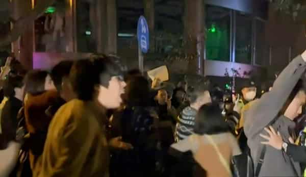 CHINA-HEALTH-VIRUS-PROTEST