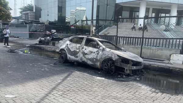 Burnt-vehicle-