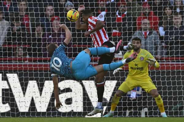 FBL-ENG-PR-BRENTFORD-TOTTENHAM