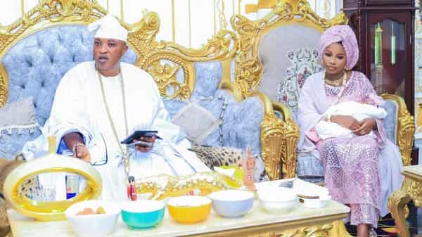 Oluwo-names-dayghter