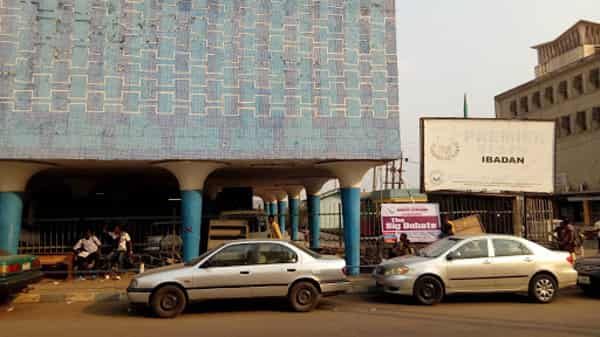 AF1QipOfDS6j6W1XWhGPTrOxa6ME2sb4-6VPC0FN9NtC