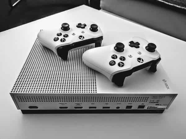 XBox-Video-Game-Console