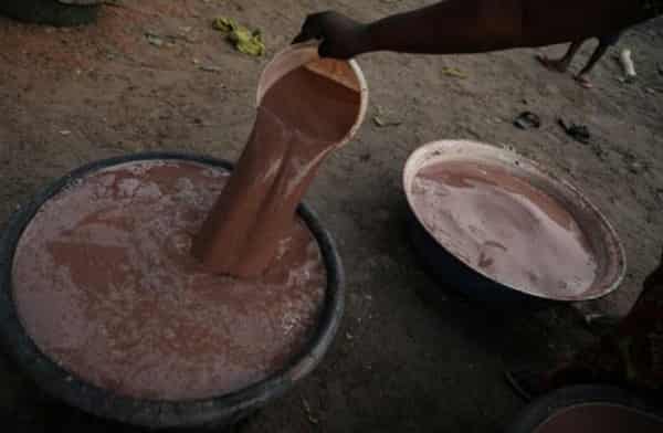 freshly-made-burukutu-the-beverage-can-vary-in-e1601914990674