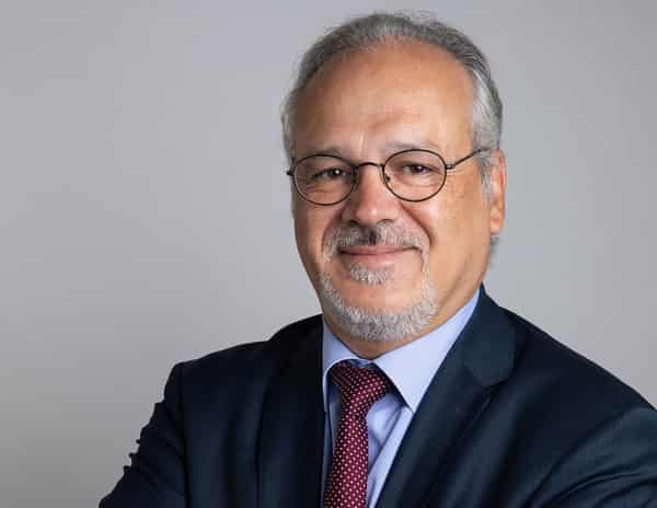 Frances-ambassador-to-Niger-e1695808116778