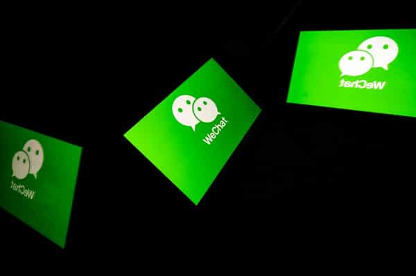 FILES-CANADA-CHINIA-RUSSIA-WIRELESS-INTERNET