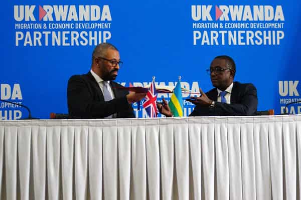 RWANDA-BRITAIN-MIGRANTS-TREATY