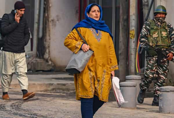 INDIA-KASHMIR-PAKISTAN-COURT-ARTICLE 370