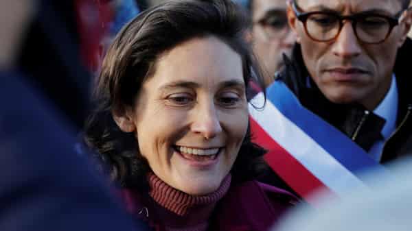 OLY-2024-FRA-POLITICS-VILLAGE