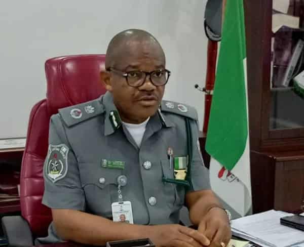 Customs-Area-Controller-CAC-of-the-command-Comptroller-Babajide-Jaiyeoba