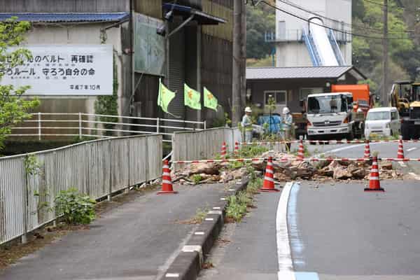 JAPAN-QUAKE
