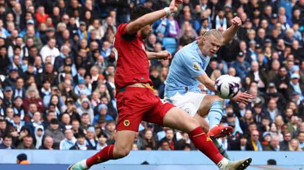 FBL-ENG-PR-MAN CITY-WOLVES