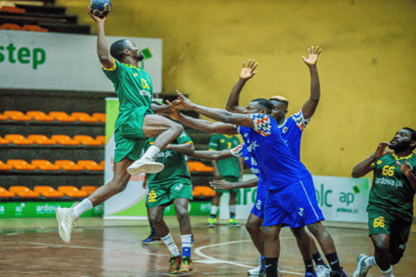 Kano-Pillars-handball-