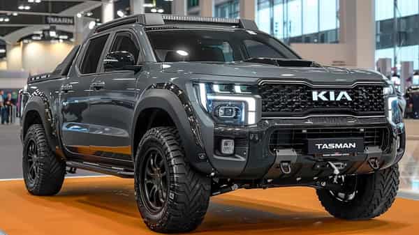 2025-kia-tasman-unveiled-disrupting-the-midsize-pickup-v0-y3vxm7cv83wc1