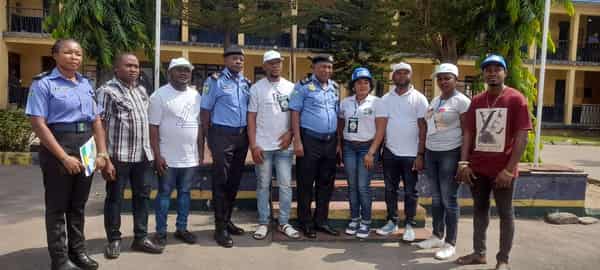 b2069fc3-b1c3-4bd4-a92a-b5a3a6b134de