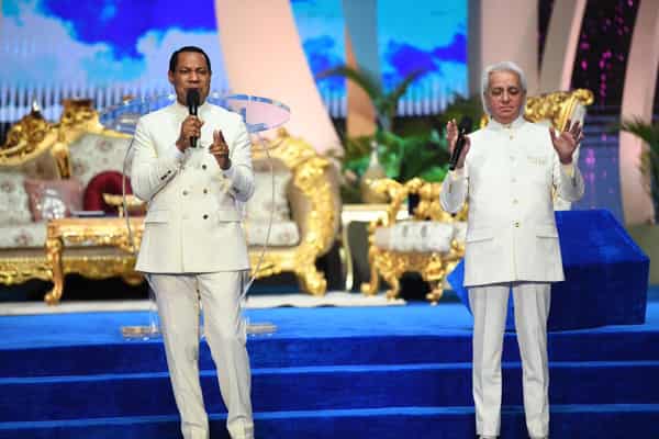 pastor-chris-oyakhilome-and-benny-hinn