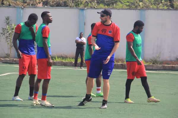 Mika-Lönnström-Lobi-Stars