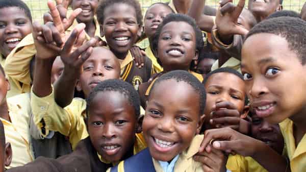Nigerian-School-Children-The-Trent