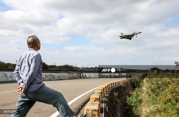 FILES-TAIWAN-CHINA-DEFENCE