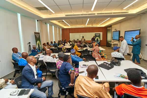 Huawei trains civil servants